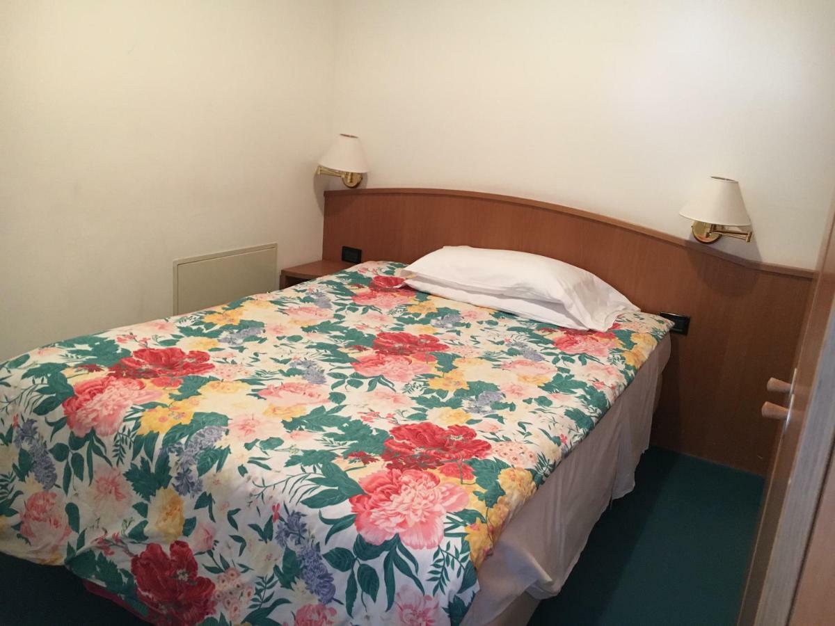 Garni Enrosadira Otel Vigo di Fassa Dış mekan fotoğraf